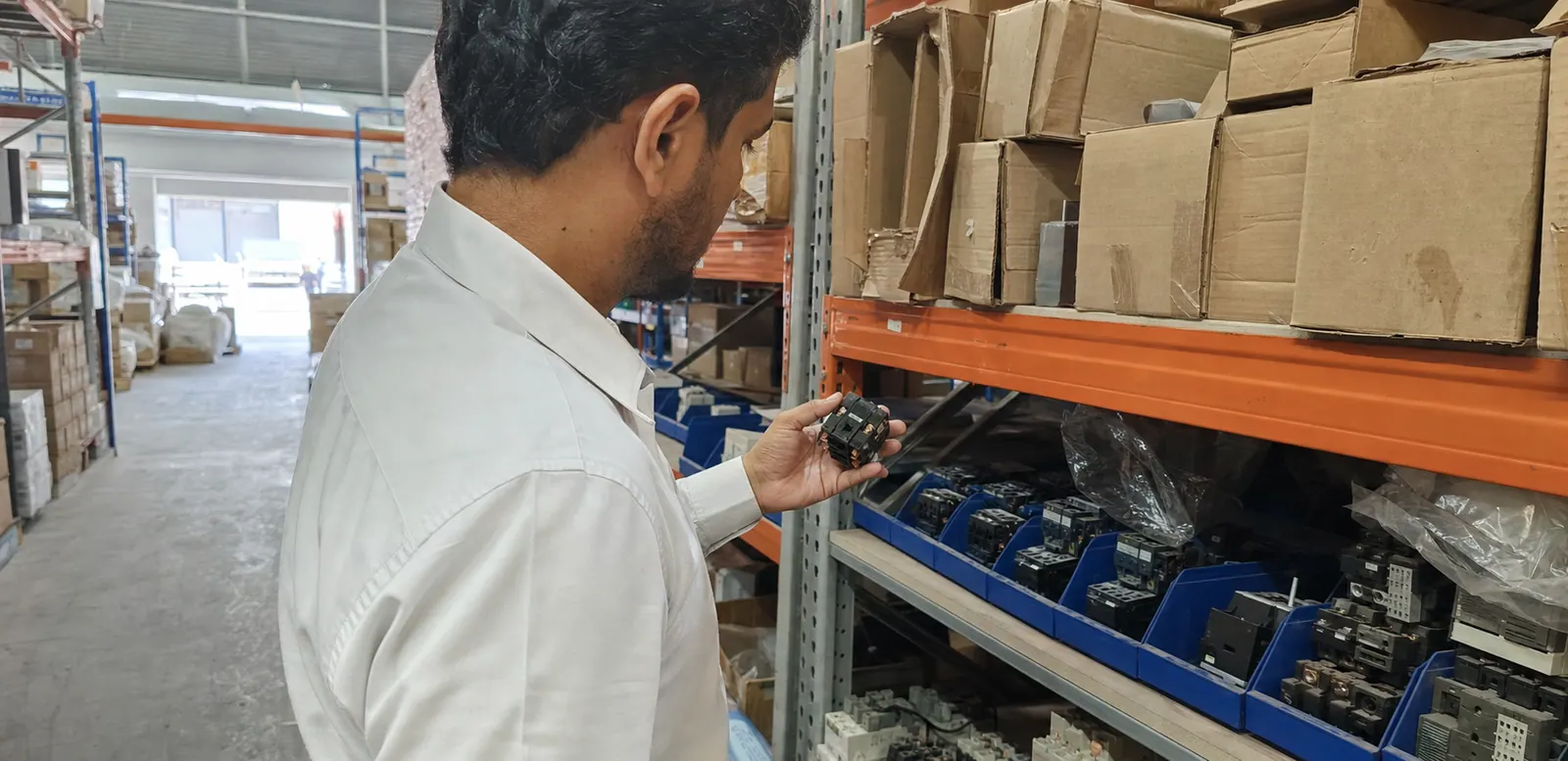 Electrical component selection in a Dubai warehouse
